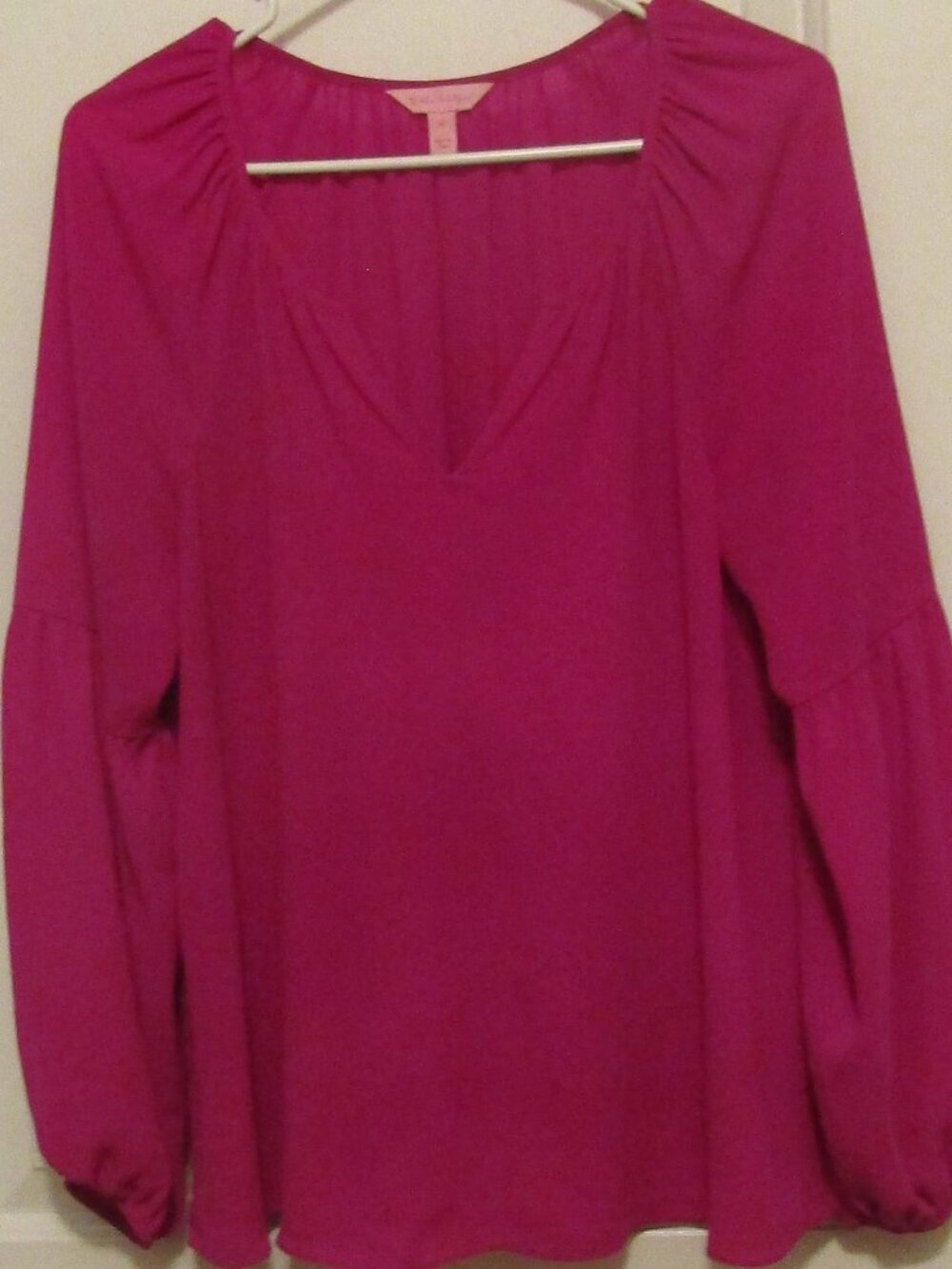 LILLY PULITZER HOT PINK TOP Blouse V-Neck Puff Sleeves Size M